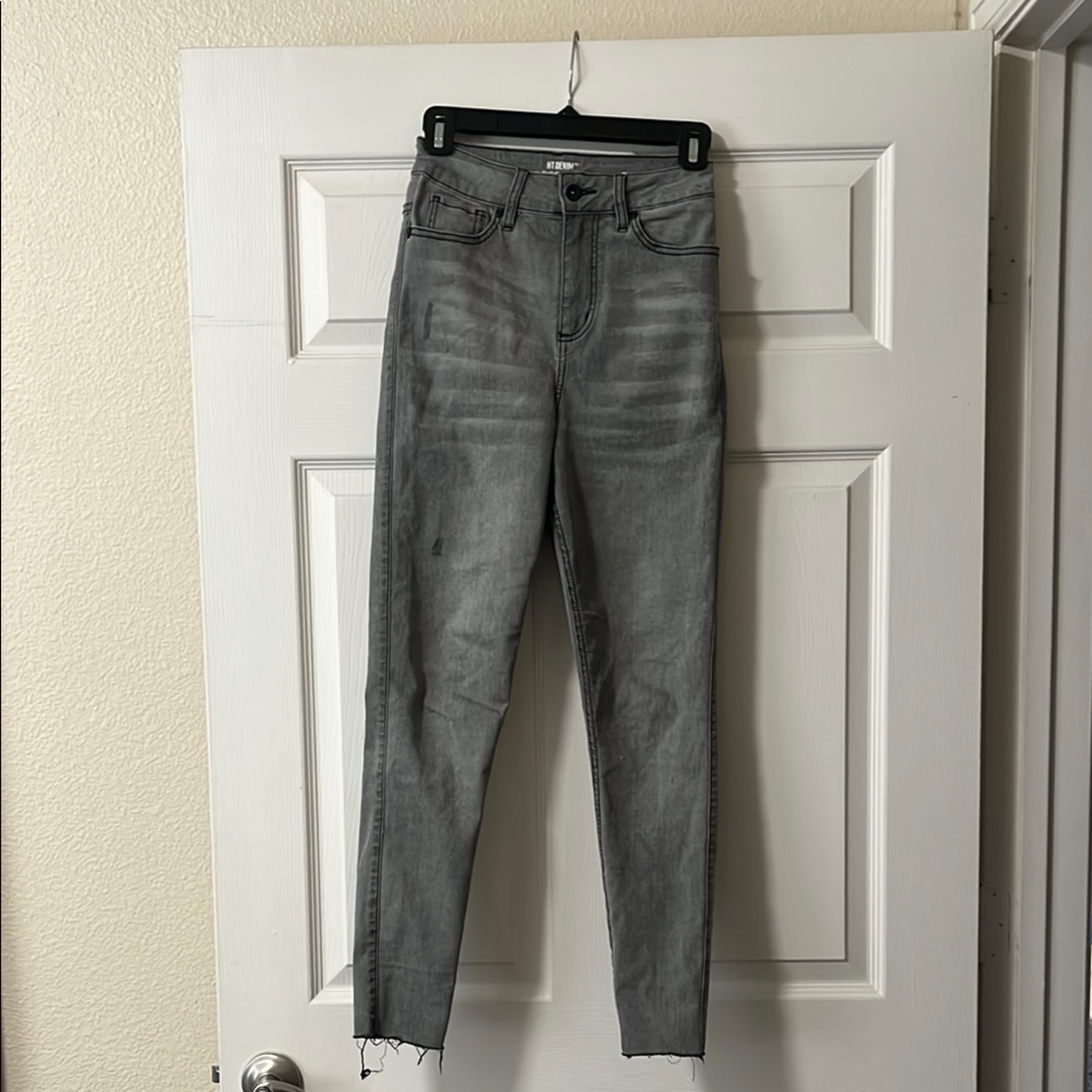 Hot Topic Gray Skinny Jeans with Distressed Details
